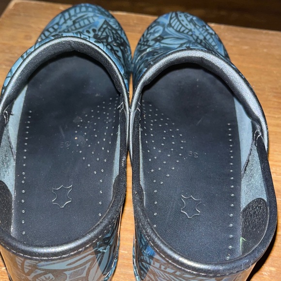 Dansko Women's Professional Denim Floral Nursing Clog -Like New! - Picture 4 of 6